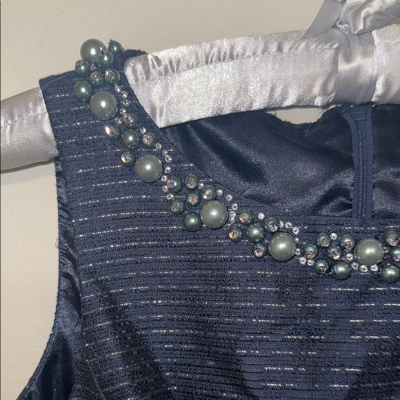 Tahari ASL Navy Blue Sleeveless Dress Metallic Silver w/ Embellished Neckline DD - Picture 3 of 7